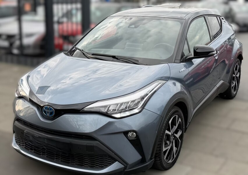 Toyota C-HR vaihtoauto