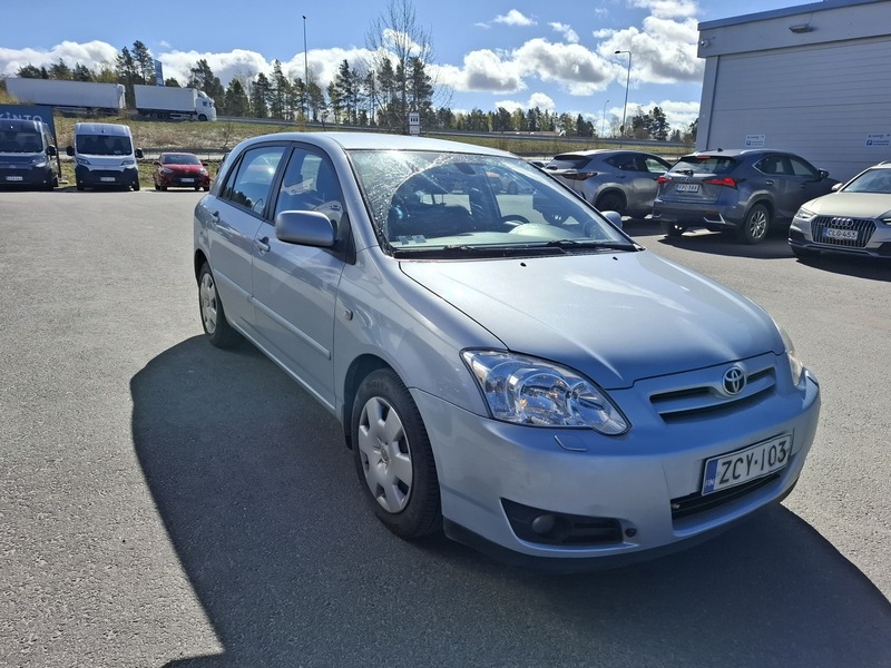 Toyota Corolla vaihtoauto