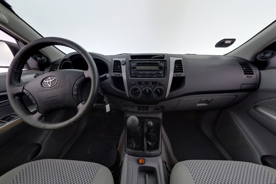 Toyota Hilux vaihtoauto