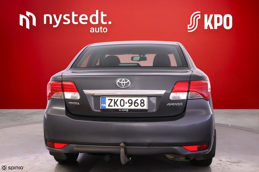 Toyota Avensis vaihtoauto