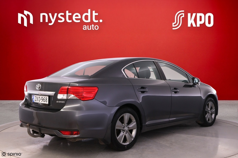 Toyota Avensis vaihtoauto