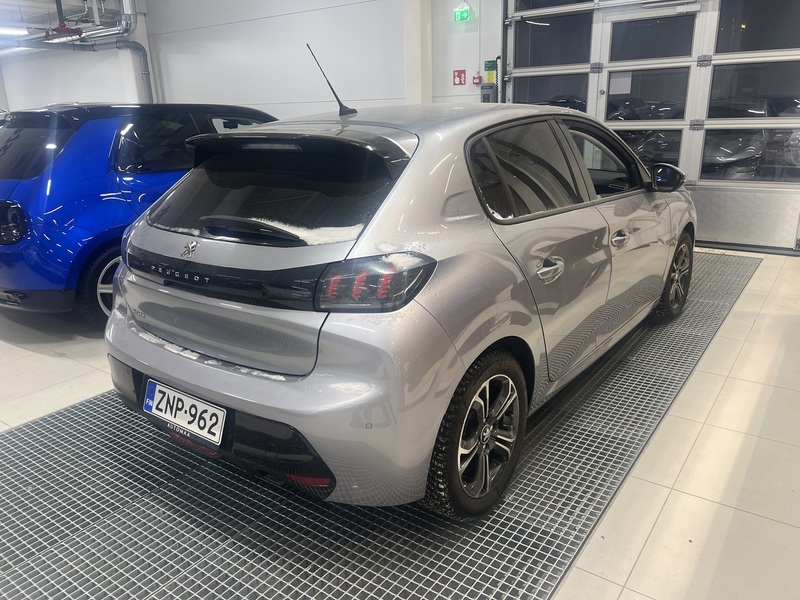 Peugeot 208 vaihtoauto