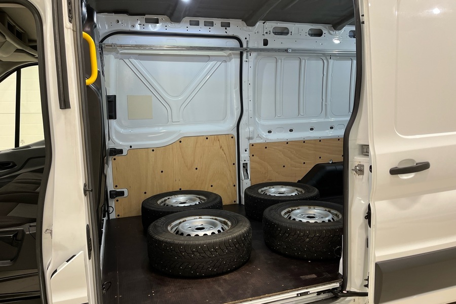 Ford Transit vaihtoauto