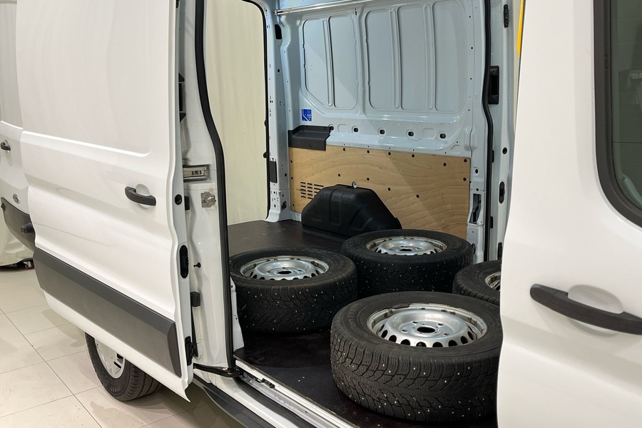 Ford Transit vaihtoauto