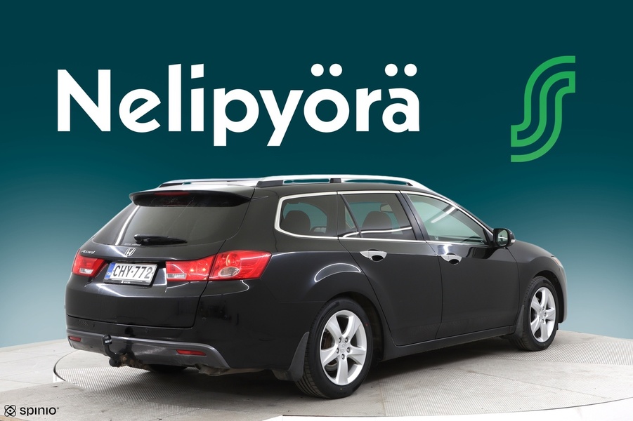 Honda Accord vaihtoauto