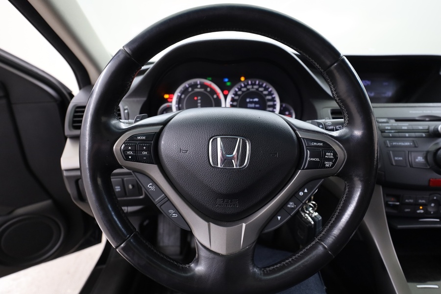 Honda Accord vaihtoauto