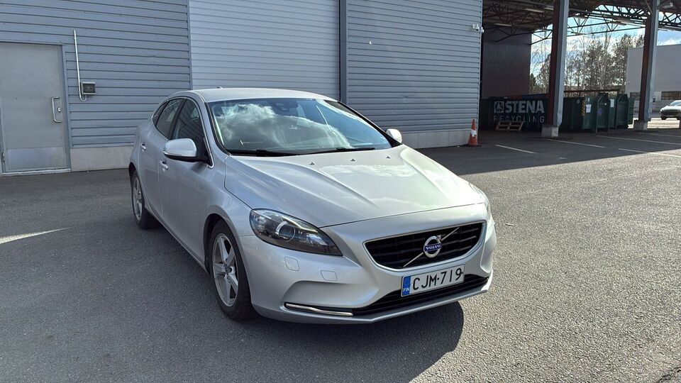 Volvo V40 vaihtoauto