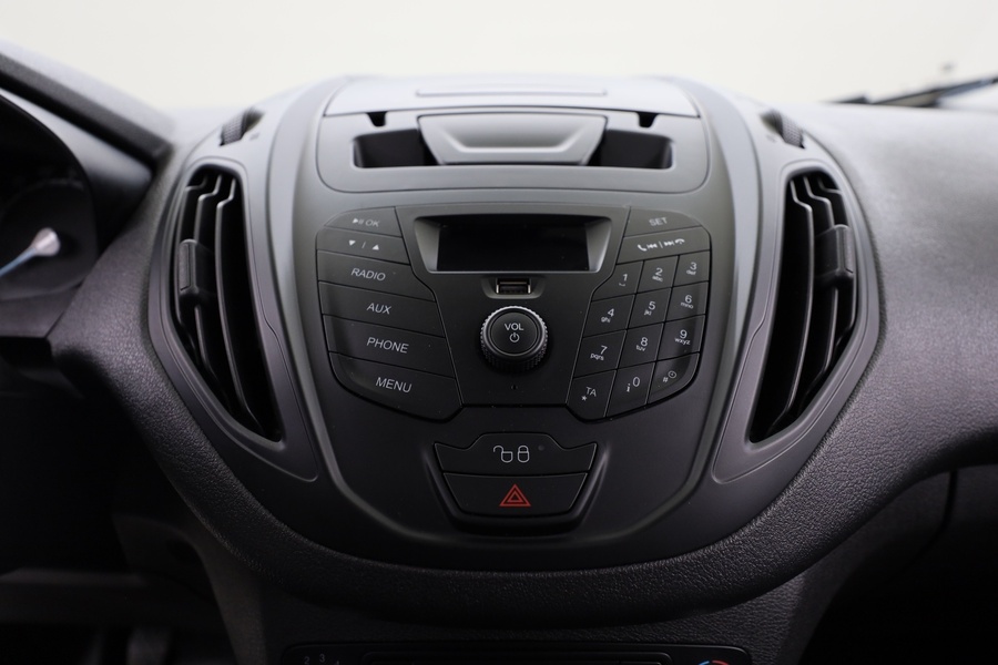 Ford Transit Courier vaihtoauto