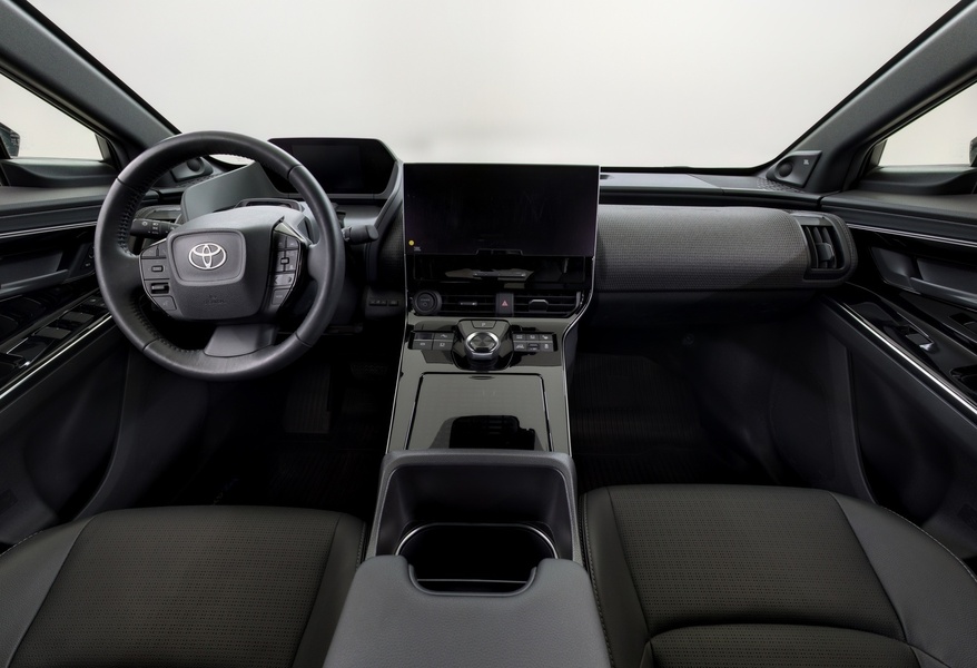 Toyota bZ4X vaihtoauto