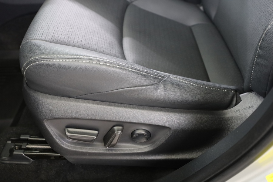 Toyota bZ4X vaihtoauto