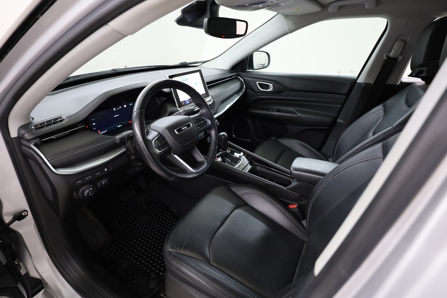 Jeep Compass vaihtoauto