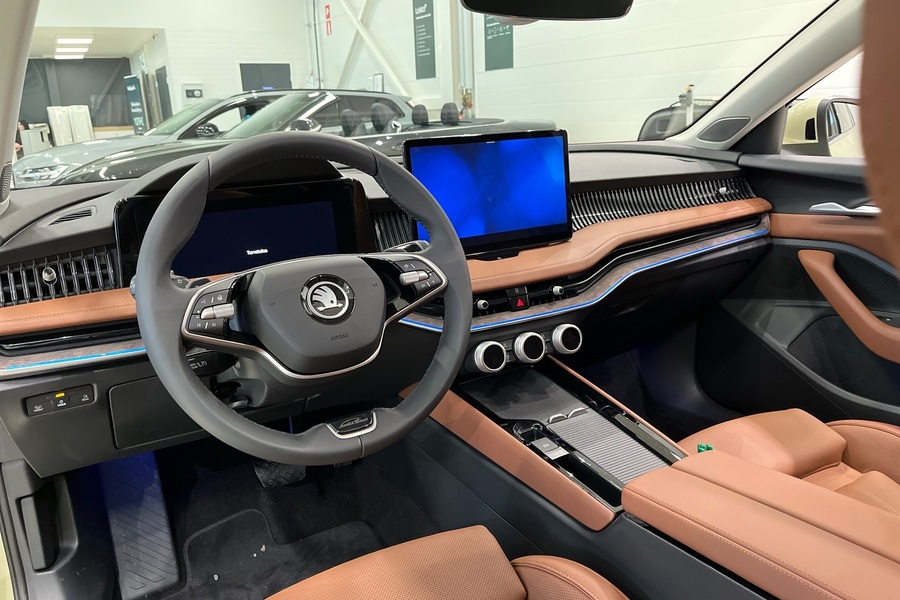 Skoda Superb vaihtoauto