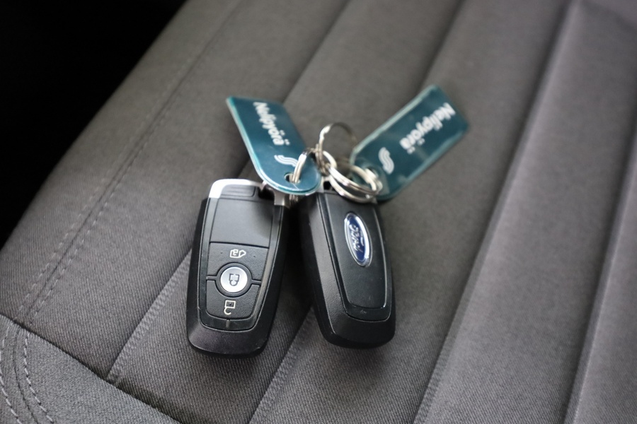 Ford Grand Tourneo Connect vaihtoauto