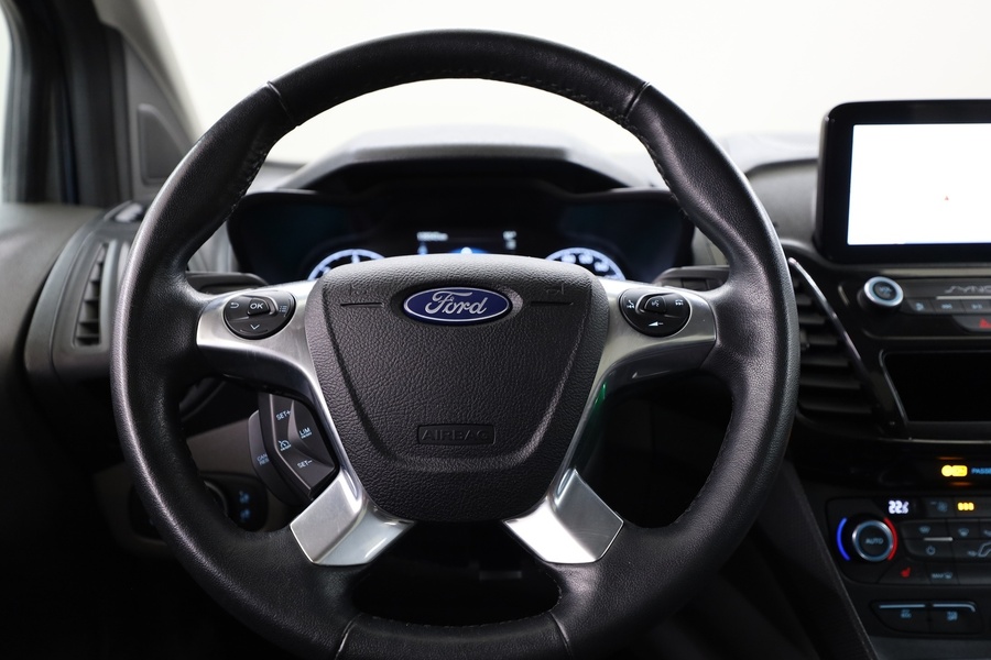 Ford Grand Tourneo Connect vaihtoauto