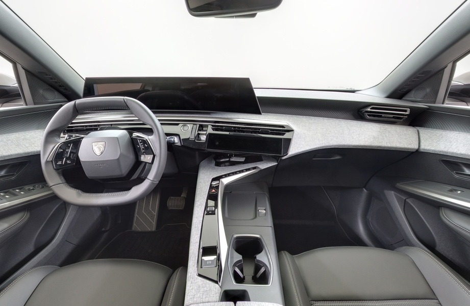 Peugeot E-3008 vaihtoauto