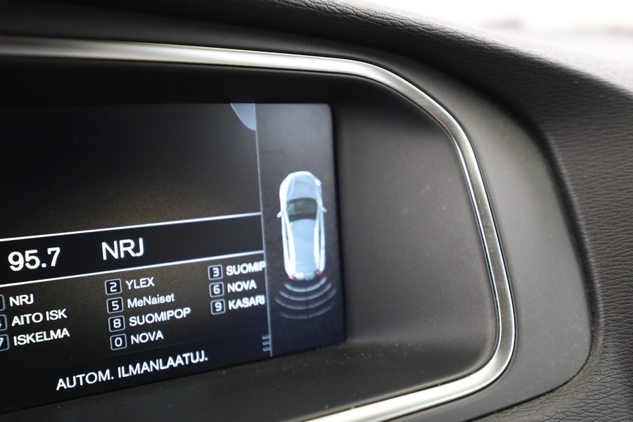 Volvo V40 Cross Country vaihtoauto