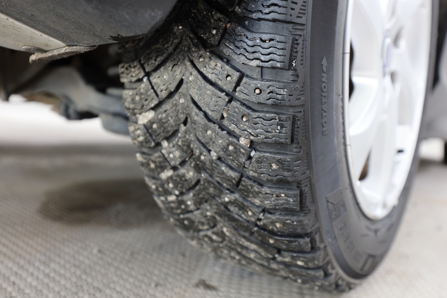 Volvo V40 Cross Country vaihtoauto