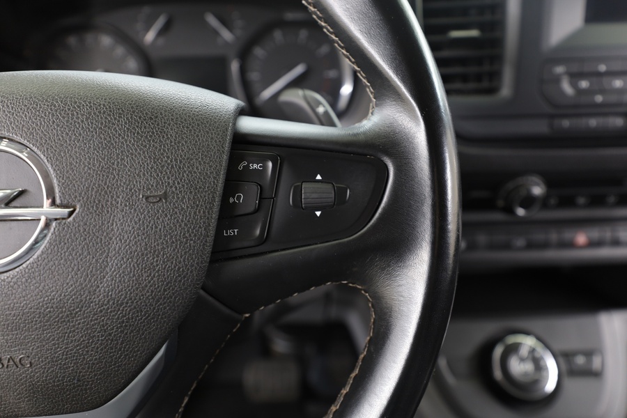 Opel Vivaro vaihtoauto