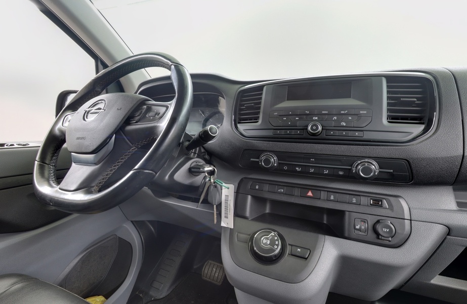 Opel Vivaro vaihtoauto