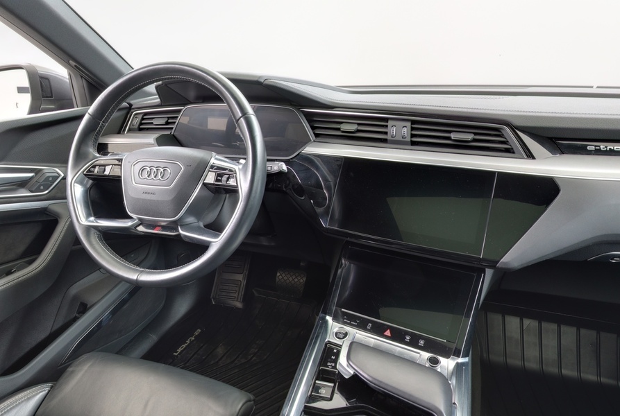 Audi e-tron vaihtoauto