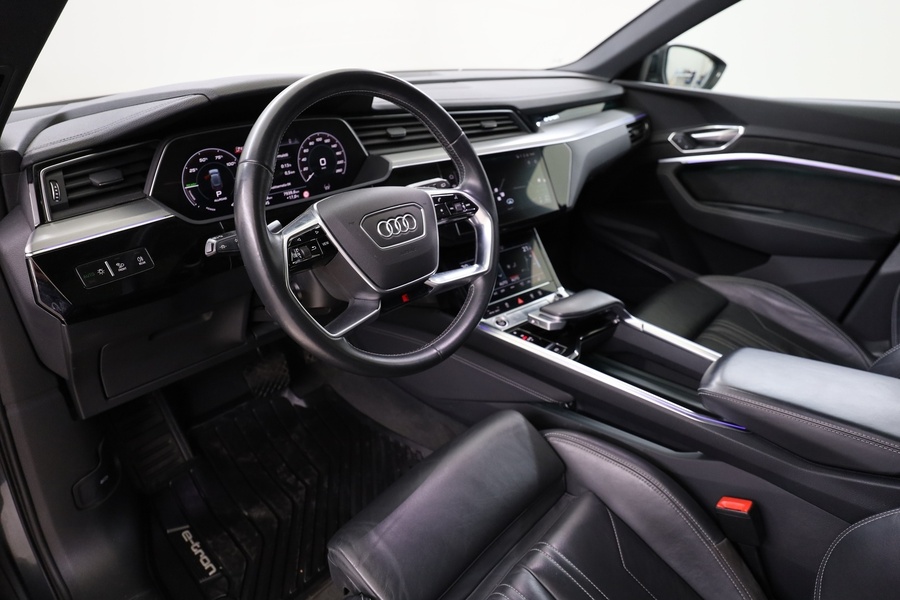 Audi e-tron vaihtoauto