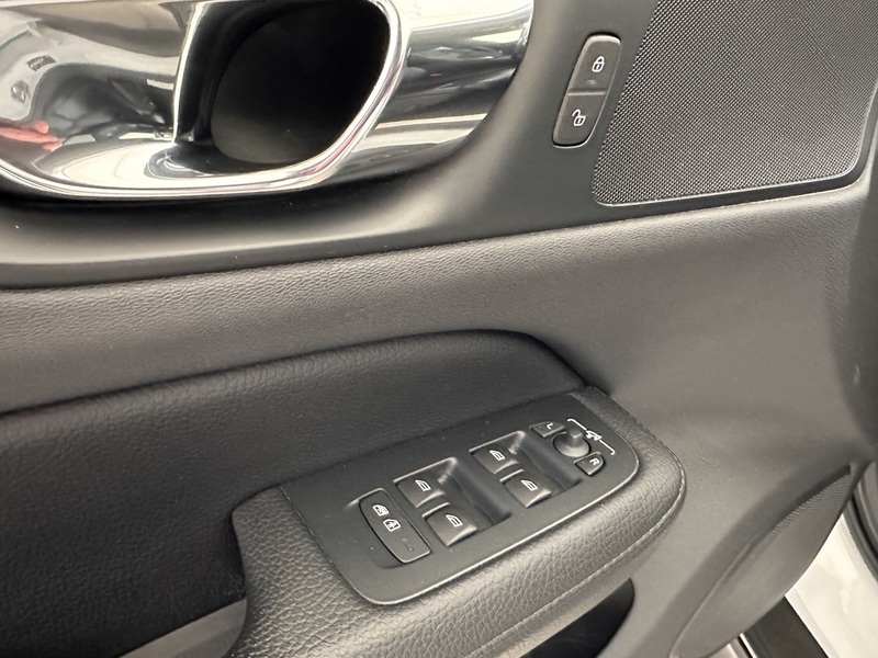 Volvo V60 Cross Country vaihtoauto