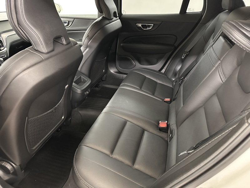 Volvo V60 Cross Country vaihtoauto