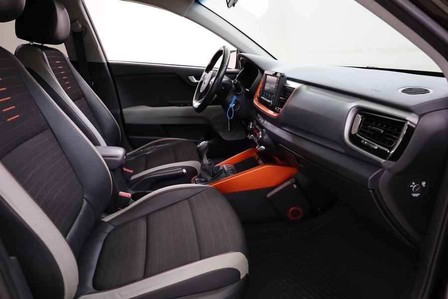 Kia Stonic vaihtoauto