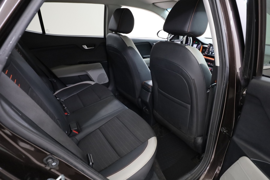 Kia Stonic vaihtoauto