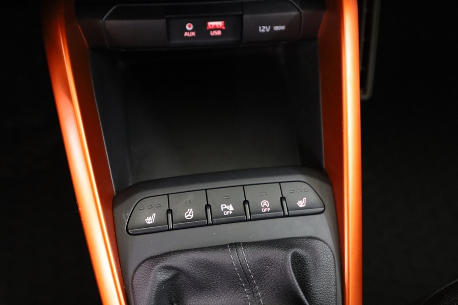 Kia Stonic vaihtoauto