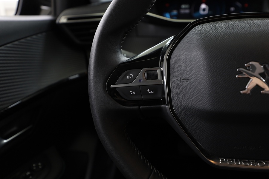 Peugeot e-208 vaihtoauto