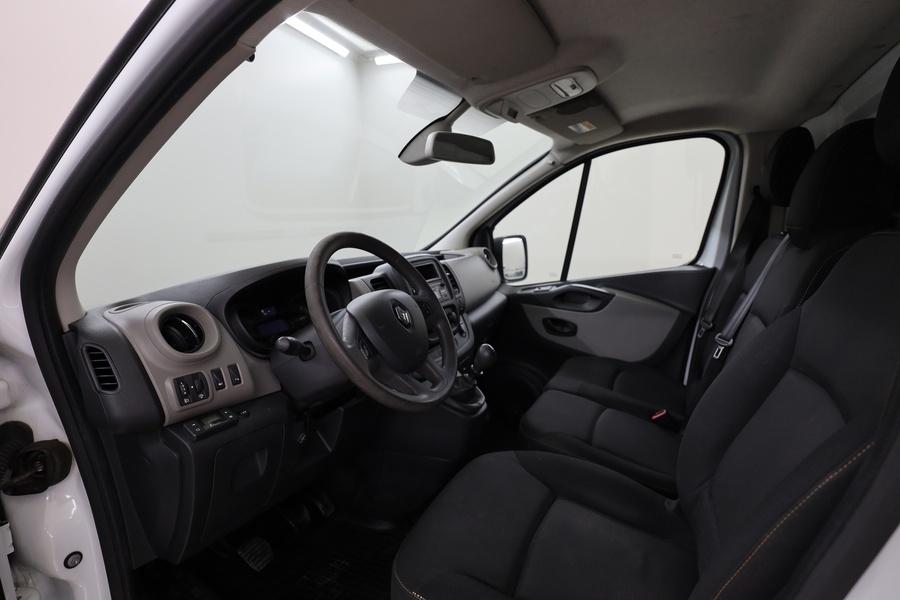 Renault Trafic vaihtoauto