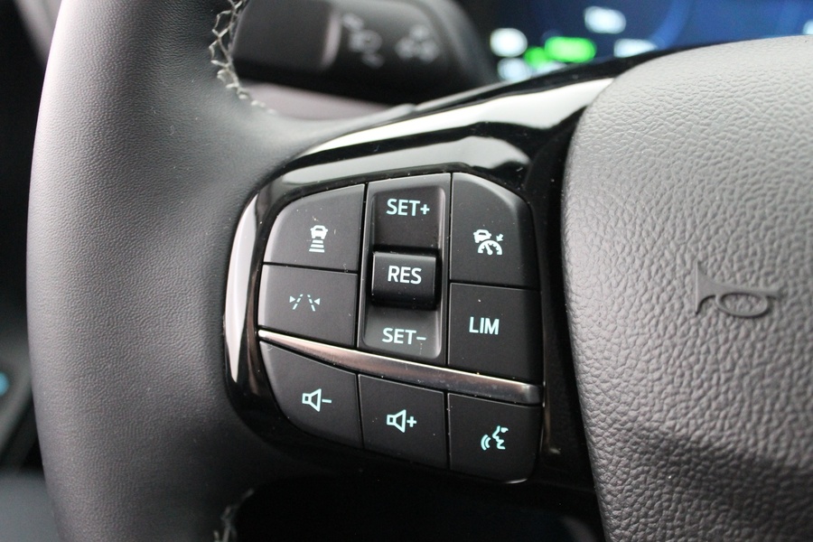 Ford Kuga vaihtoauto