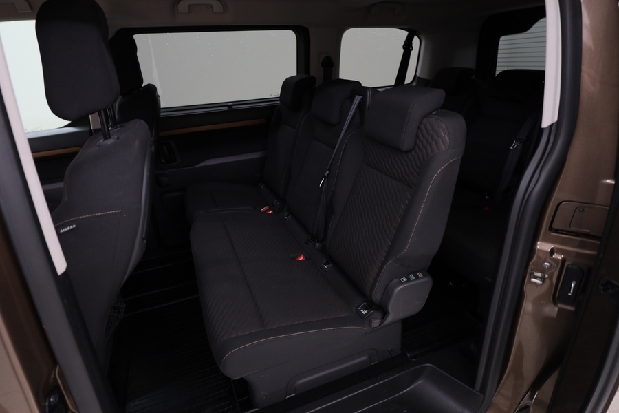 Toyota Proace Verso vaihtoauto