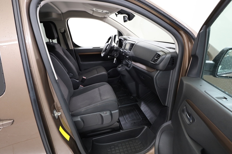 Toyota Proace Verso vaihtoauto