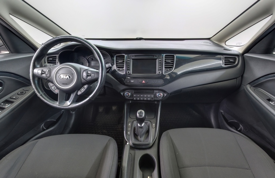 Kia Carens vaihtoauto