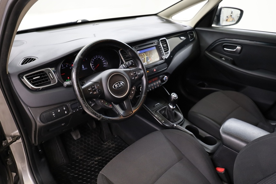 Kia Carens vaihtoauto