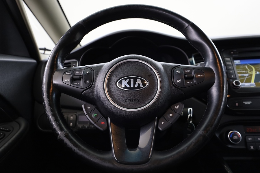 Kia Carens vaihtoauto