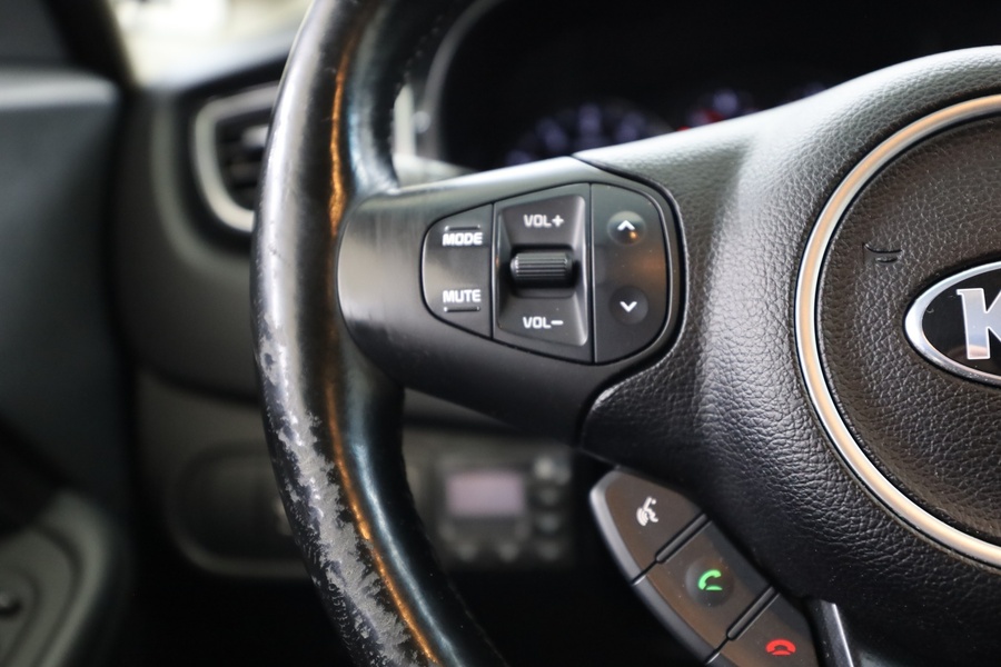 Kia Carens vaihtoauto