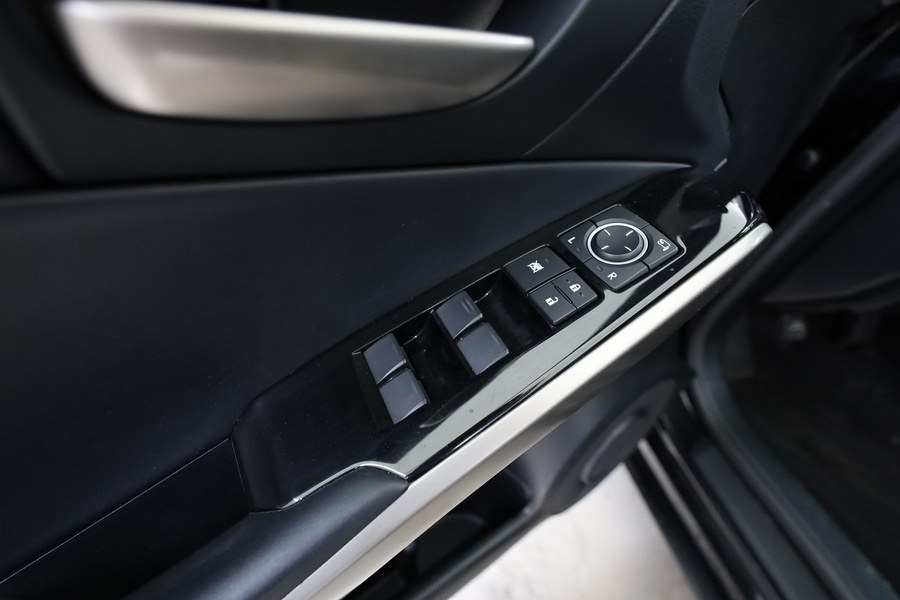 Lexus IS vaihtoauto