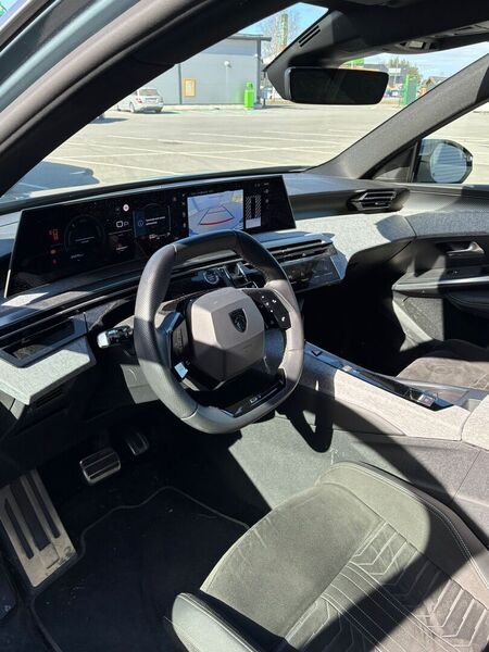 Peugeot 5008 vaihtoauto