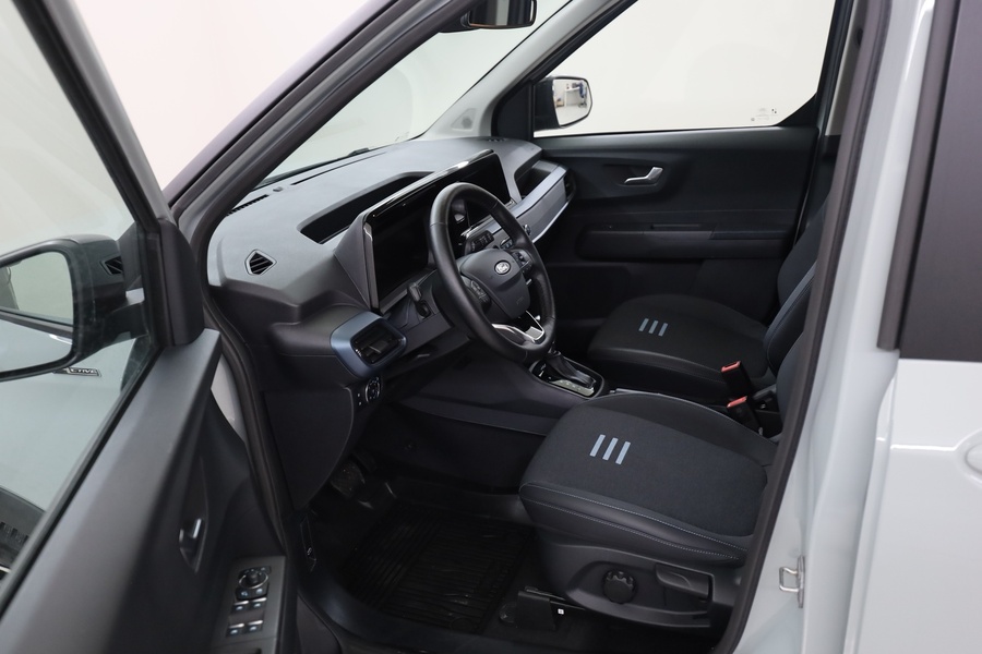 Ford Tourneo Courier vaihtoauto