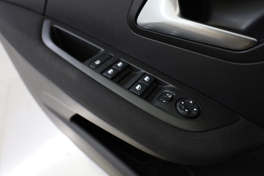 Peugeot 208 vaihtoauto