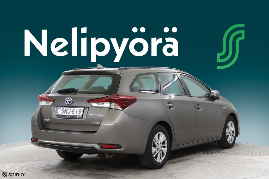 Toyota Auris vaihtoauto