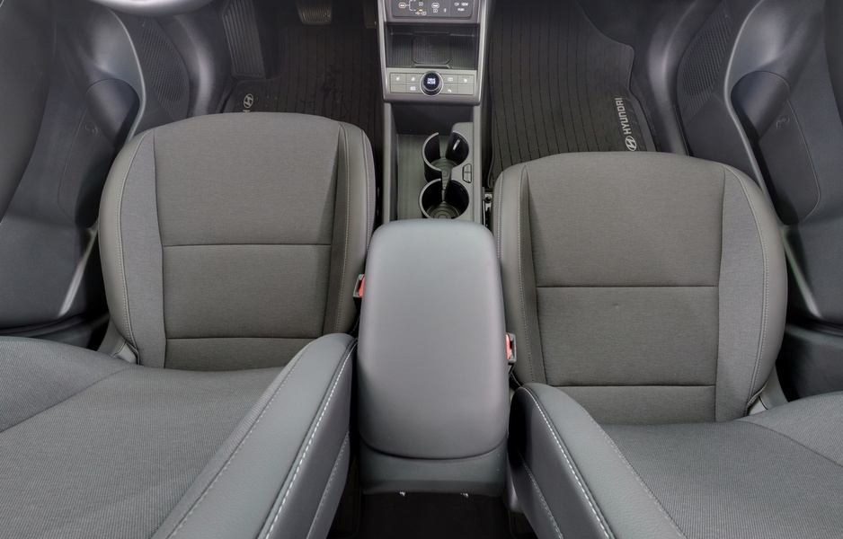 Hyundai KONA Hybrid vaihtoauto