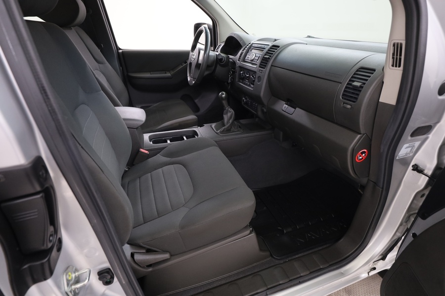 Nissan Navara vaihtoauto