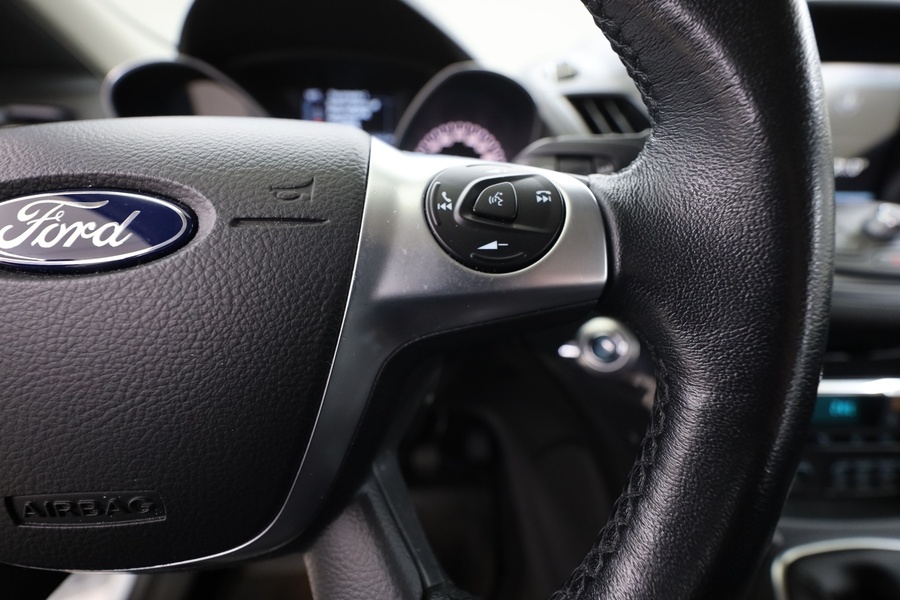 Ford Kuga vaihtoauto