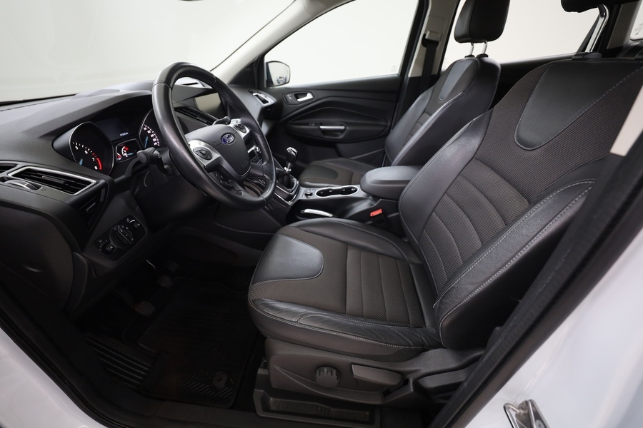 Ford Kuga vaihtoauto