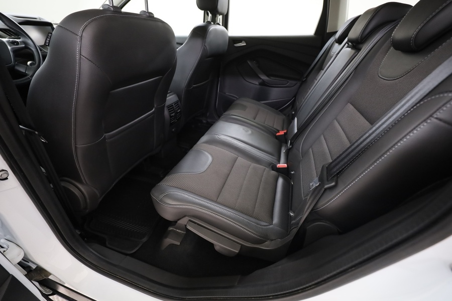 Ford Kuga vaihtoauto