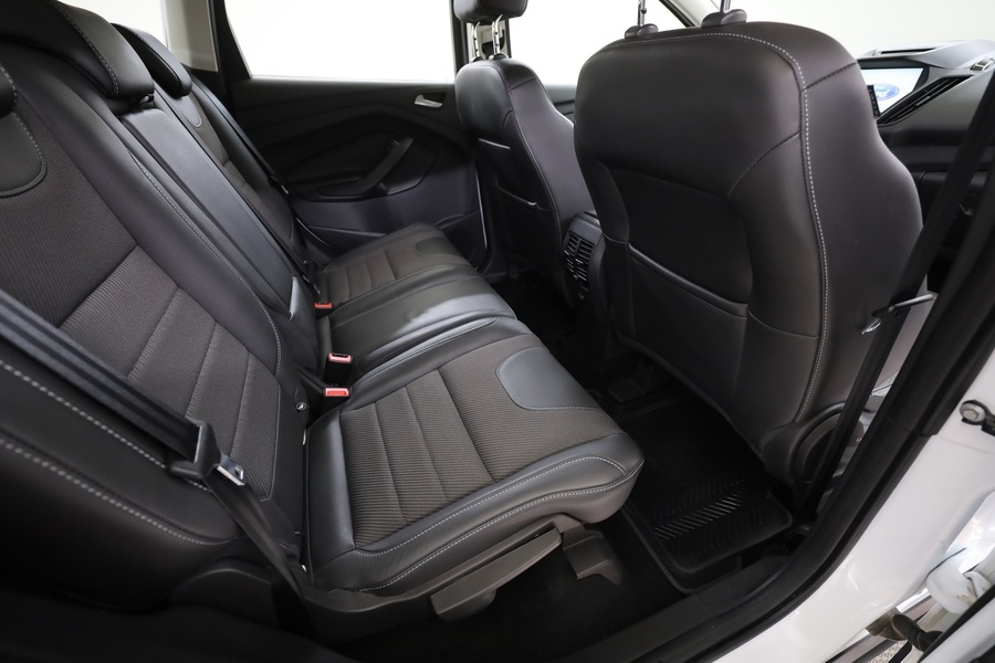 Ford Kuga vaihtoauto